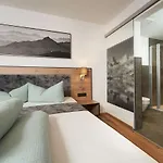 Sunnhaeusl Apart-hotel 3*