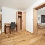 Sunnhaeusl Apart-hotel