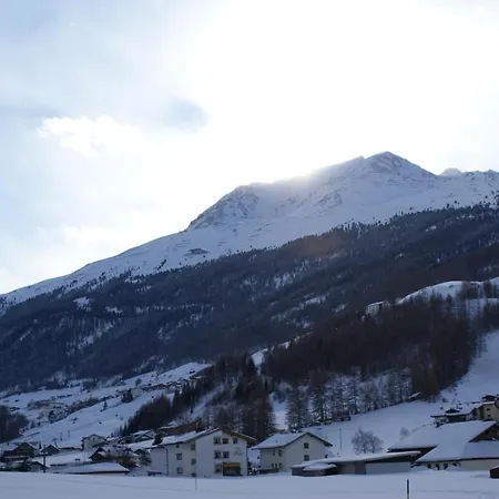 Sunnhaeusl Lägenhetshotell Sölden